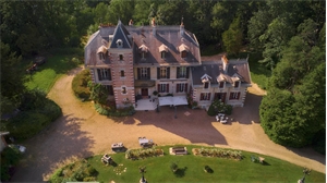 chateau à la vente -   39120  ASNANS BEAUVOISIN, surface 1700 m2 vente chateau - UBI483926195